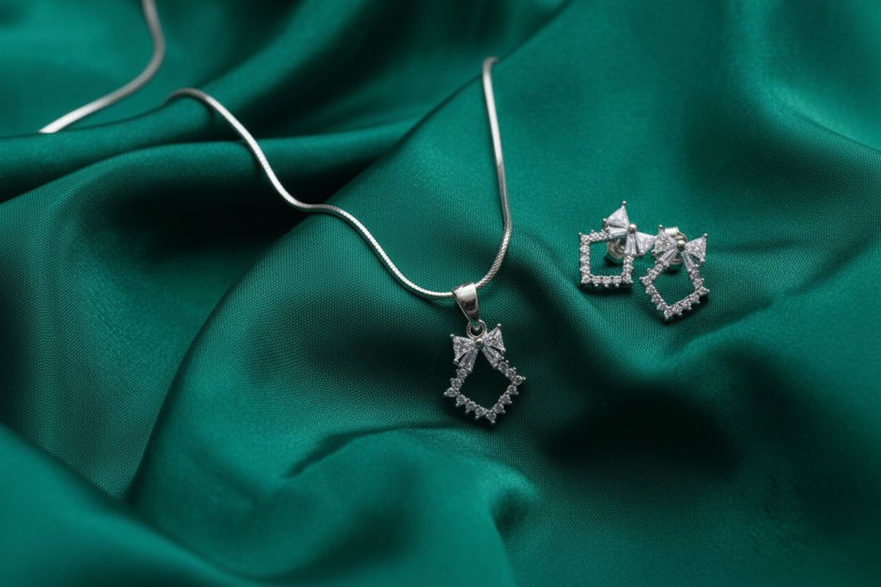 Archer Bow Pendant Set Nysa