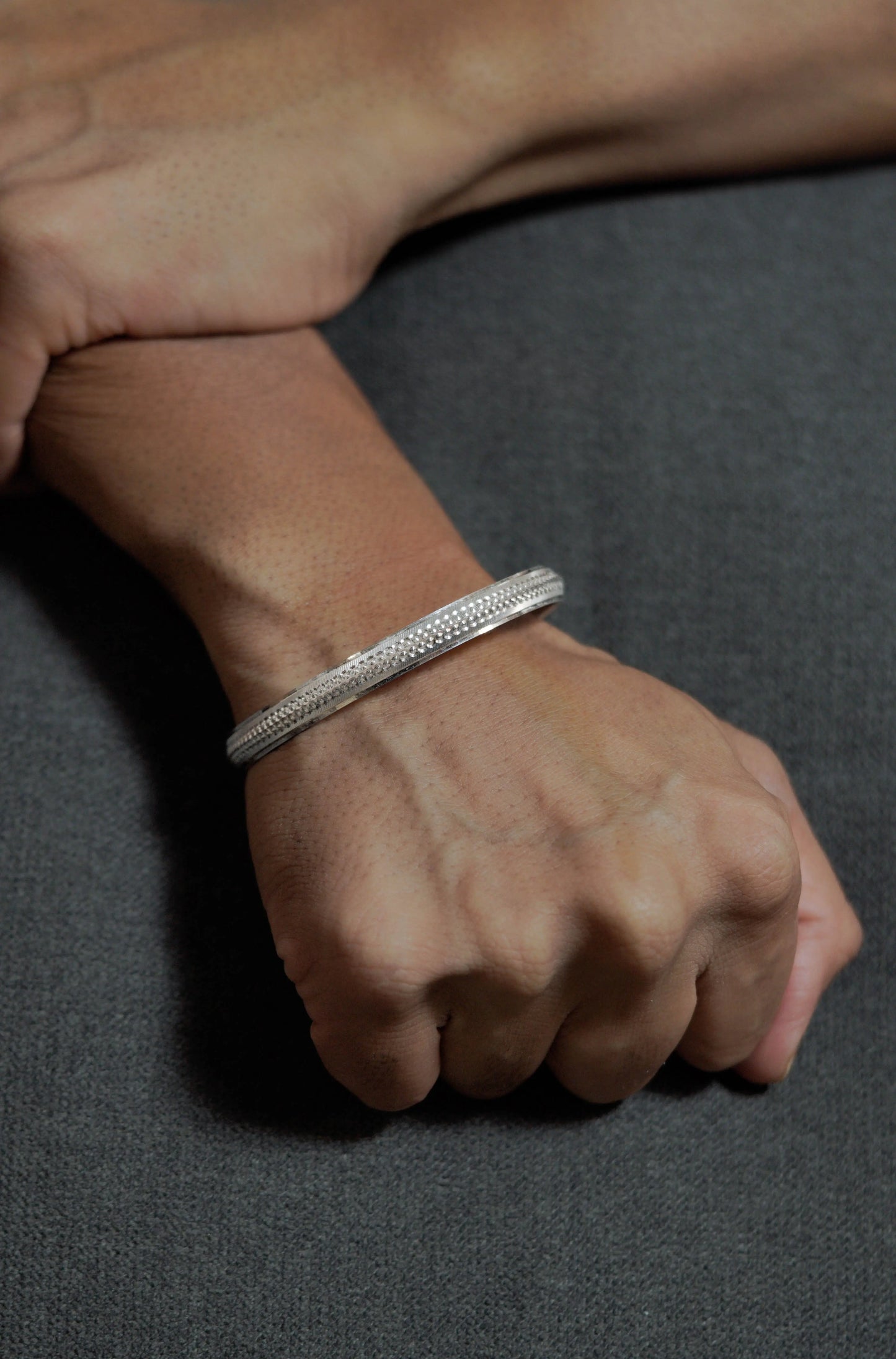Edge Kada – Sleek 96% Silver Kada for Him Nysa Jewels