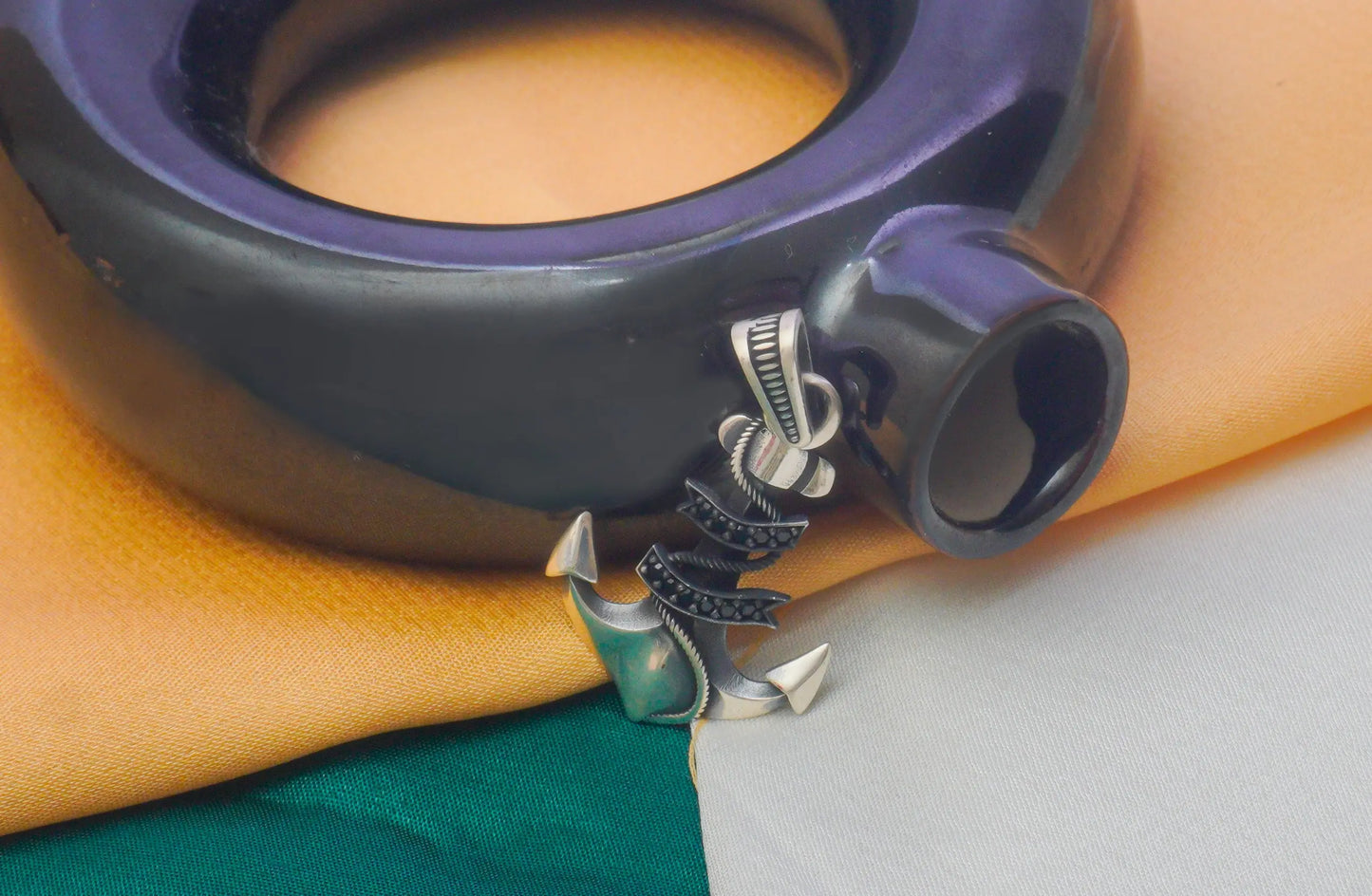 titanic pendant necklace Nysa