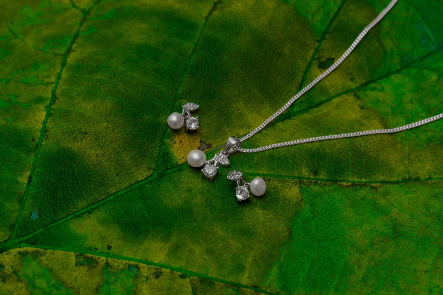 Pearl Essence Set - Timeless Elegance with a Touch of Grace Nysa Jewels