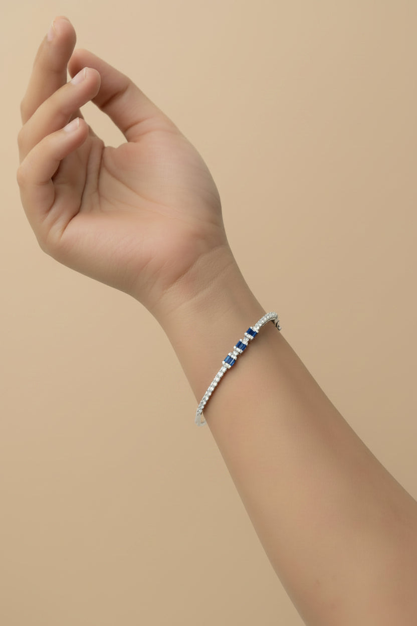 Midnight Line Silver Cuff (925 Sterling Silver)